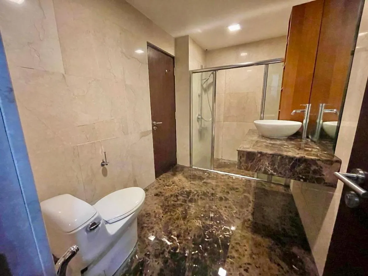 Penthouse Marina Court Vacation Home 4 Bedrooms Kota Kinabalu 14Pax 0*,  Malesia
